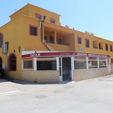 Apartamentos Turisticos Edificio Del Pino Sorbas Exterior foto