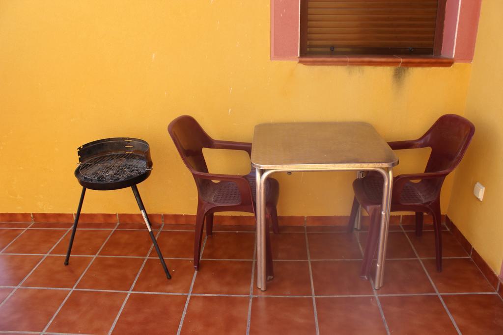 Apartamentos Turisticos Edificio Del Pino Sorbas Exterior foto